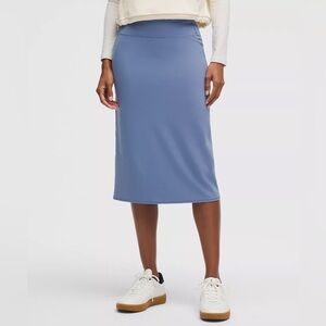 Lululemon Nulu Slim-Fit High-Rise Midi Skirt